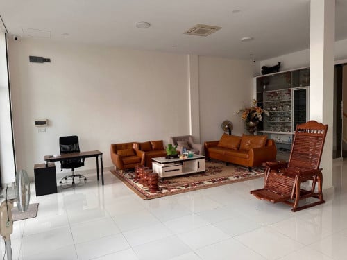 SHOP HOUSE FOR SALE IN THE STAR DIAMOND