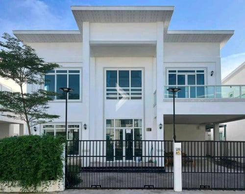 ផ្ទះវីឡាទោលលក់បន្ទាន់ តំលៃក្រោមទីផ្សារ