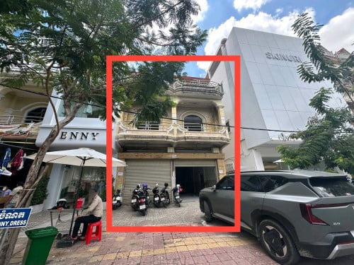 ផ្ទះសម្រាប់ជួលនៅ សន្ធម៉ុក