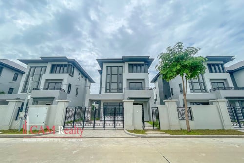 🏠 វីឡាឃ្វីន (Queen Villa) សម្រាប់លក់ ក្នុងបុរីប៉េងជីបម៉ុងលែនហ្គ្រេន ភ្នំពេញ ស៊ីធី