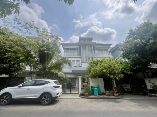 🏡  Twin Villa For rent at Borey Peng Huot Stung Mean Chey