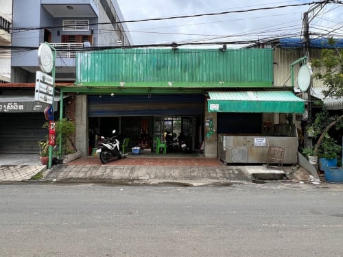 🏦Shop House for Urgent Sale (Negotiable), ABA Loan Available.