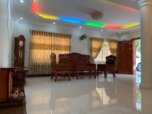 » ផ្ទះវីឡាសម្រាប់លក់នៅទួលគោក/Villa for sale in Toul Kork