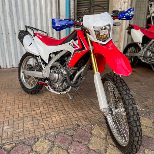 CRF015