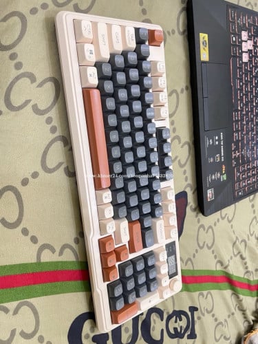 Keyboard free wolf (Wireless/bluetooth) វាយស្ងាត់ ភ្ជាប់បានទូរស័ព្ទនិងកុំព្យូរទ័រ ចរចារបាន