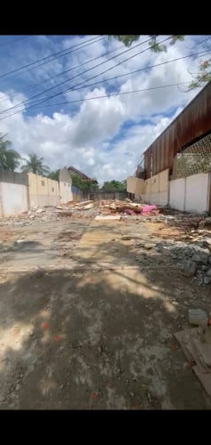 លក់ប្រញាប់ទំនាក់ទំនង 093842246