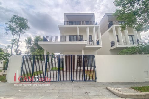 4 Bedroom CornerVilla Klem For Rent in Borey Chankiri – Urbanland