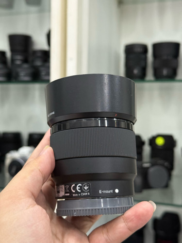Sony FE 50mm F1.8 95%