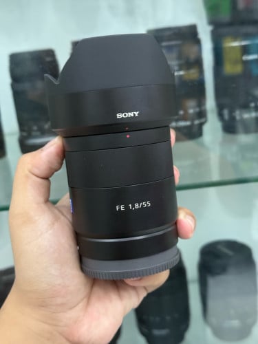 Sony FE 55mm F1.8 ZA 98%