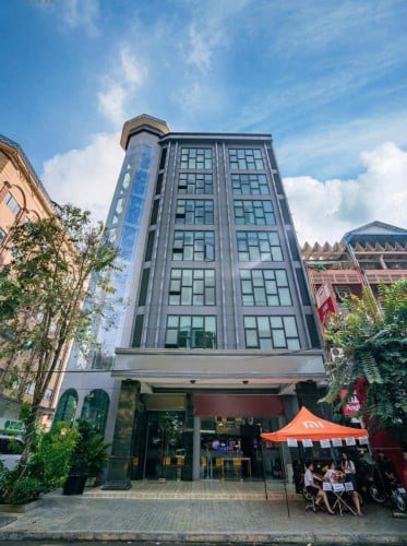 អគារសណ្ឋាគារសម្រាប់ជួល​ ទីតាំងដូនពេញ / Build​ Hotel for rent in Daun Penh