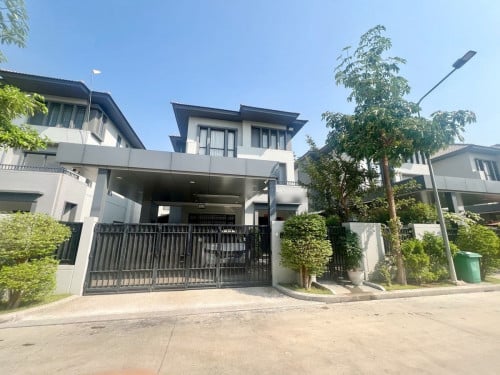 វីឡាឃ្វីនអេសម្រាប់លក់ | QUEEN A VILLA FOR SALE ( ជីបម៉ុងលែន 50ម)