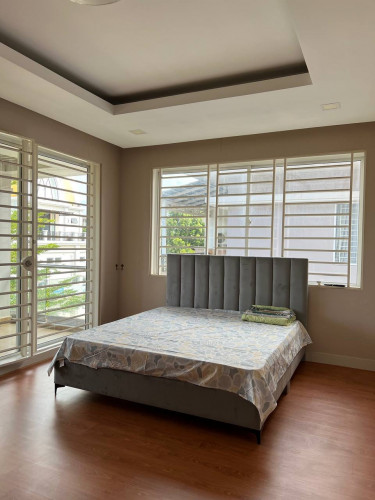 វីឡាឃ្វីន សម្រាប់ជួល / Villa Queen  for rent (In PH Boeung Snor)