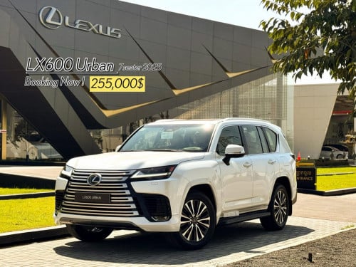 LX 700 Urban 7 seater 2026