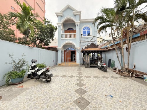 Private Villa for RENT in Steng Mean Chey area_Northeast of Russian Market