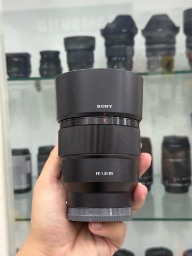 Sony FE 85mm F1.8 98%