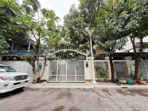 Villa Twin for rent at peng Huot 1500$