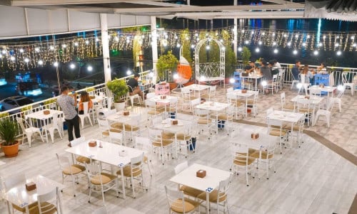 Restaurant For Rent Chroy Chongva