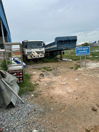 ដីជាប់លើផ្លូវធំ60ម៉ែត្រ