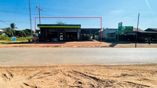 🏦Shop House Available for Urgent Sale at a Special Price (Negotiable).