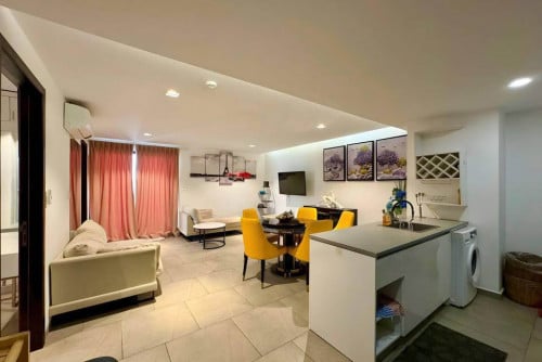 Large 2BR Apt for rent in Phnom Penh💚