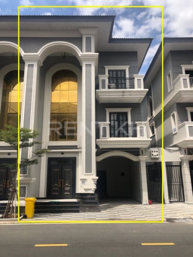 Link house for rent at Borey​​​ Thai Chhunkry Sen Sok