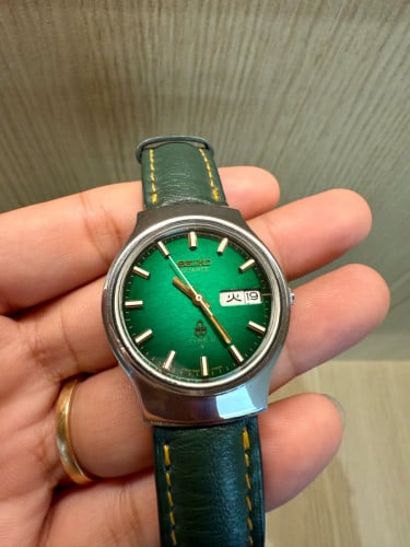 Original Super Rare Vintage SEIKO Pristine Green Dial Quartz Type II JDM 1979 - (Condition 90%)