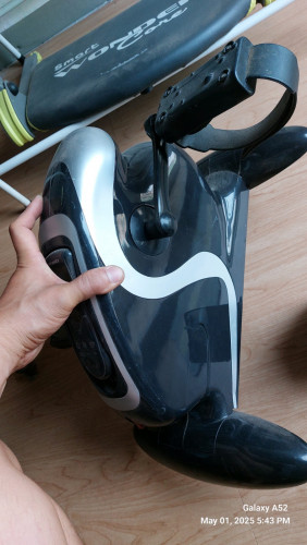 លក់ឡៃលុង25$  ធាក់កង់ ប្រើភ្លើង មានតេលេបញ្ជាល សំរាប់មនុស្សចាស់