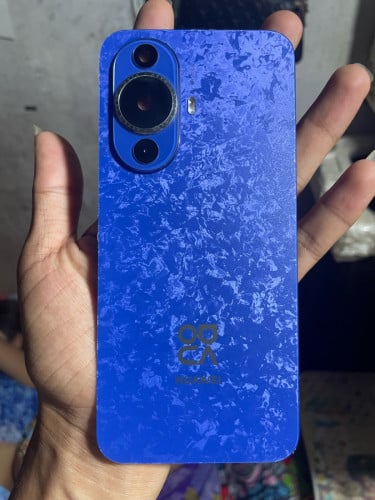 ខ្នងក្រោយ Huawei nova 12s