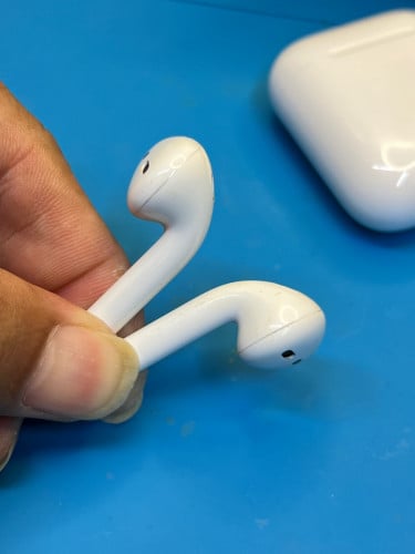 AirPods 2nd Generation 98%