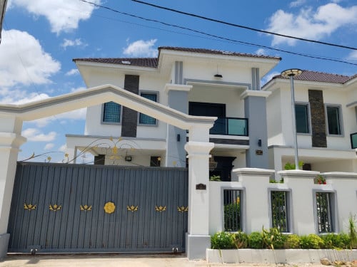 ផ្ទះត្រូវការលក់បន្ទាន់