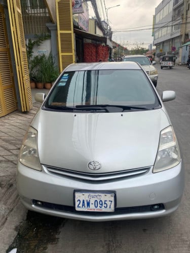 Prius 04.Ha full ឡានស្អាត7900$ចចា