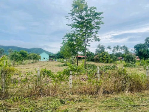 ដីលក់បន្ទាន់ (កែប)