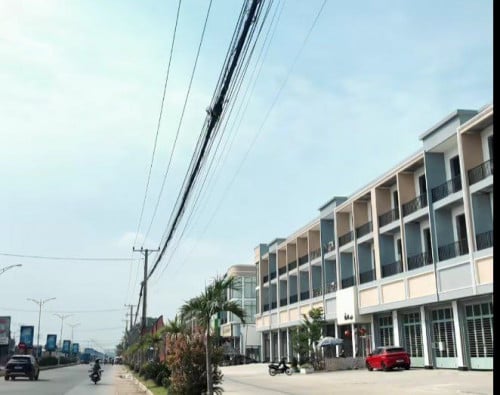 ផ្ទះអាជីវកម្មសំរាប់ជួល