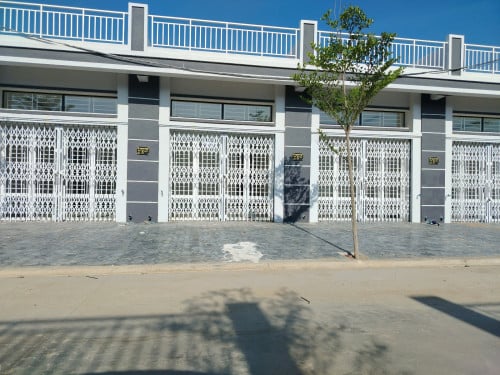 ផ្ទះថ្មីសាងសងហើយថ្មីៗដាក់លក់