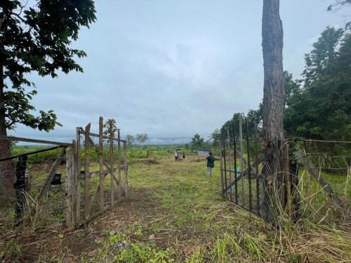 ដីលក់បន្ទាន់​ 18000$