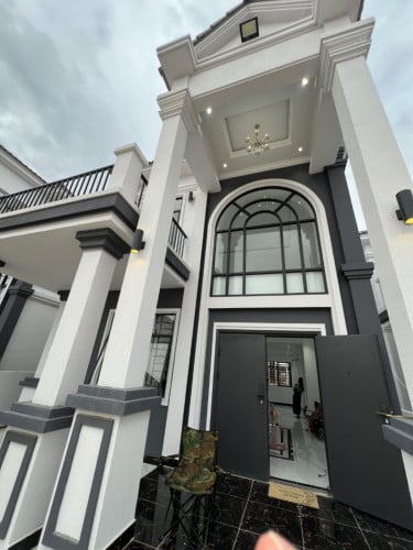 វីឡាលក់ ជិតផ្លូវ6A មានដីឡូជាប់ 27ម៉ែត្រ