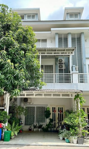 វីឡាកូនកាត់​LA សម្រាប់លក់ | Link House LA For Sale (Borey Peng Huoth Steung meanchey)