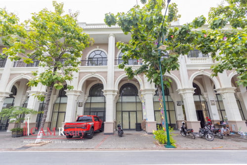 4 Bedrooms Shophouse For Rent in Borey Peng Huoth 60m