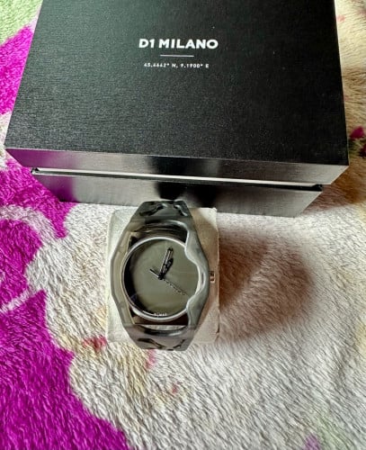 D1 Milano mad Paris new 99% full box