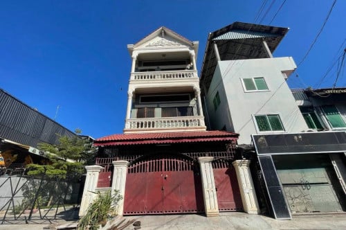 ផ្ទះលក់បន្ទាន់ នៅសង្កាត់ទួលទំពូងទី១