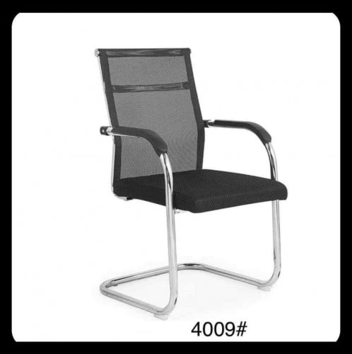 កៅអីថ្មីក្នុងកេះ