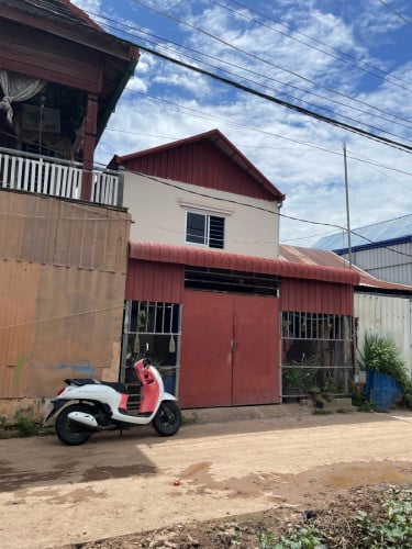 ផ្ទះលក់ 32500$ ចចារបានបន្តិច នៅភូមិកោះក្របី សង្កាត់ព្រែកថ្មី ផ្ទះជិតសាលារៀន ទំហំផ្ទះ5+10 ឆាតសួរបាន