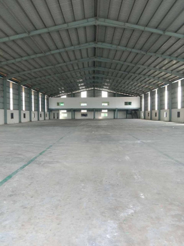 ឃ្លាំងរោងចក្រ សម្រាបជួល នៅកំបូល ជិតផ្លូវជាតិលេខ4