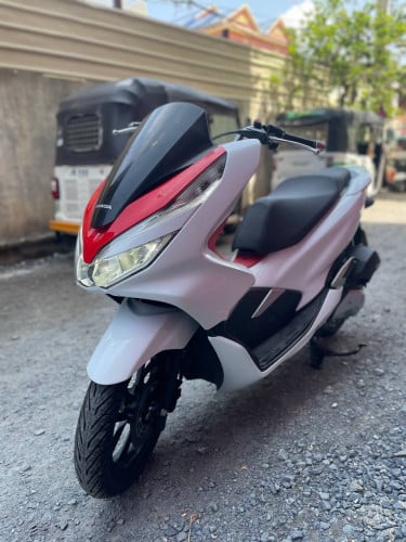 លក់pcx2020=1980$