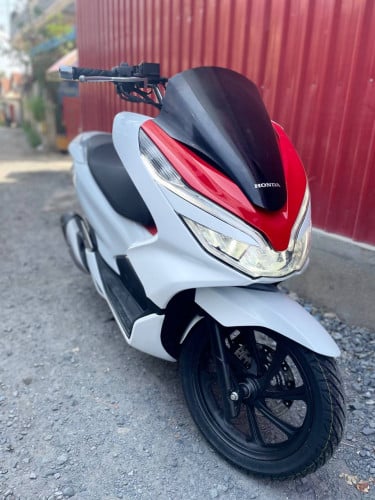 លក់pcx2020=1980$