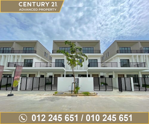 🏘 វីឡាភ្លោះ (Twin-តូច) ក្នុងបុរី ចន្ទគីរី ត្រូវការលក់បន្ទាន់ខ្លាំង