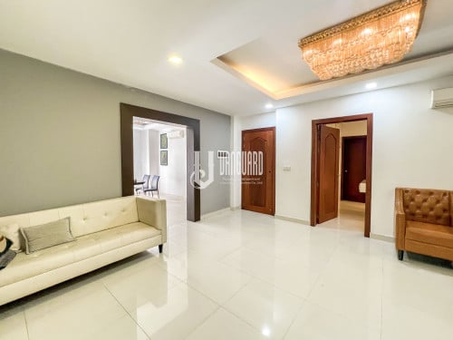 4 bedrooms apartment available for rent in Toul Kork area