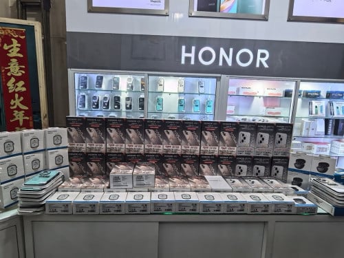 HONOR 400 5G តម្លៃត្រឹមតែ $325 (256GB)