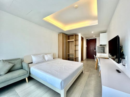 Special Price! Studio at The Penthouse Residence – Only $500/month