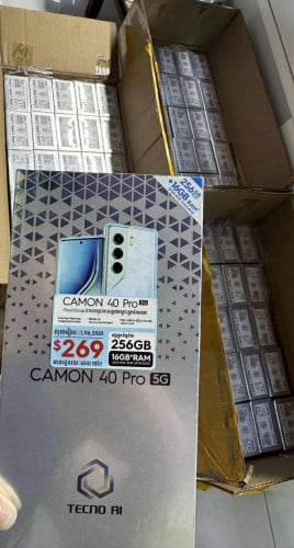 TecnoCamon40Pro5g(8G+8g+256g)ថ្មី